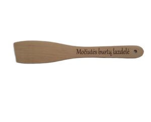 Mentelė "Močiutės burtų lazdelė"